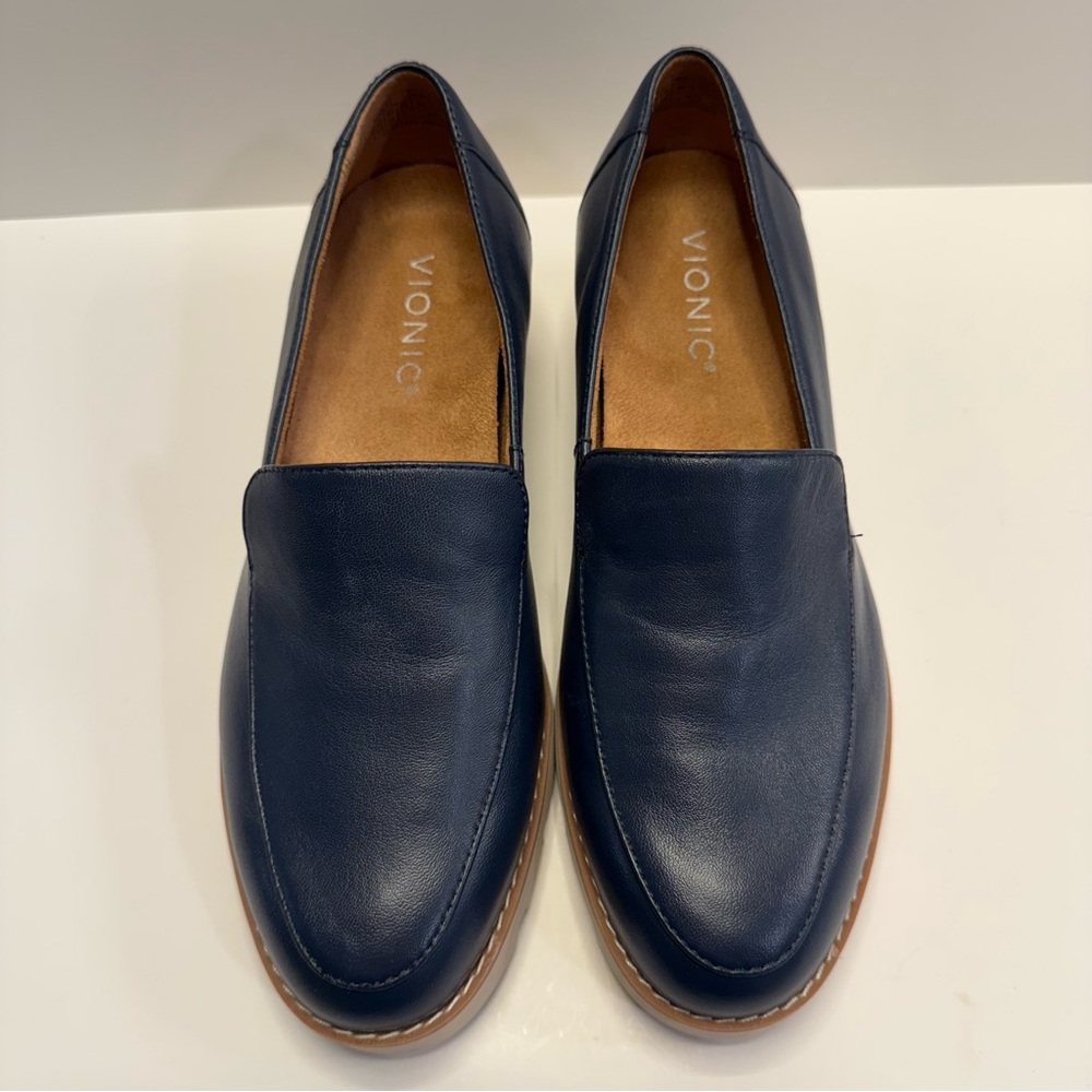 Vionic Kensley Navy Leather Orthotic Lug Loafers 6 NWOB - Picture 3 of 8
